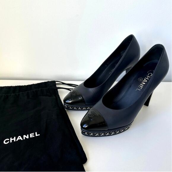 CHANEL 2015 CC Logo Cap Toe Chain Link Platform Pumps IT 39 Navy Blue - Picture 14 of 14